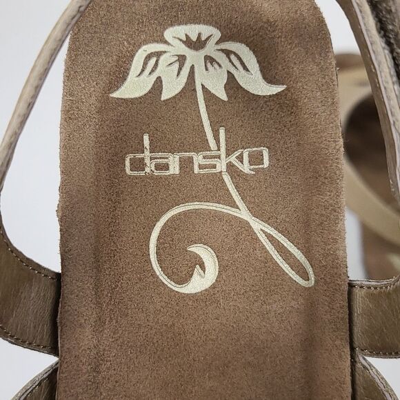 Dansko Felicia Antique Full Grain Wedge Sandal Size 38 - Picture 9 of 13